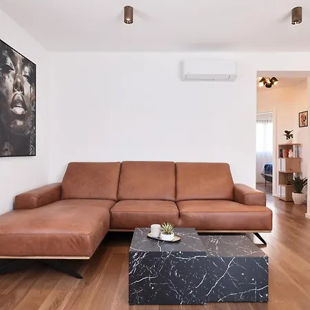 Devigo Apartment *